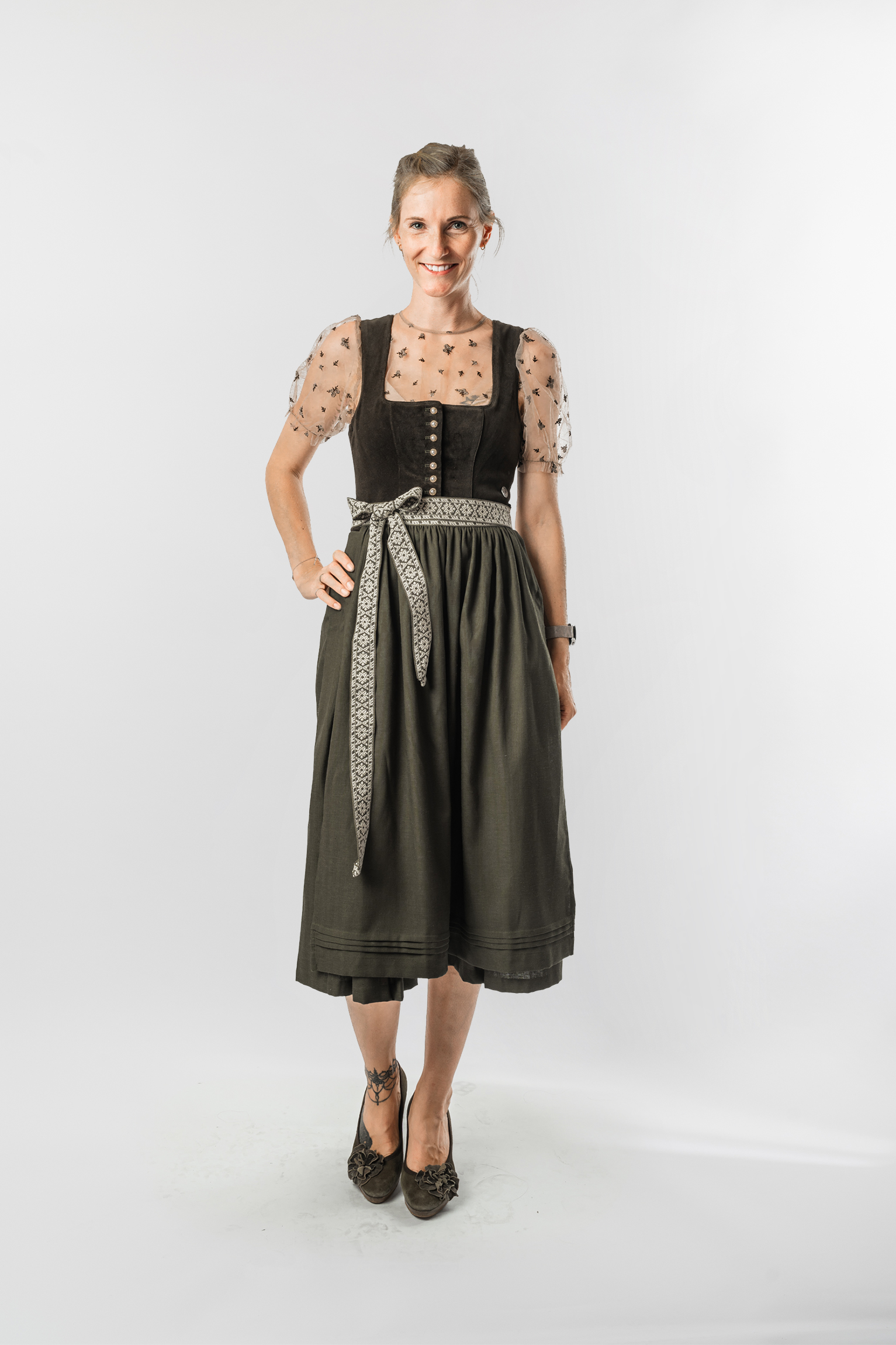 Dirndl Forest Kiss
